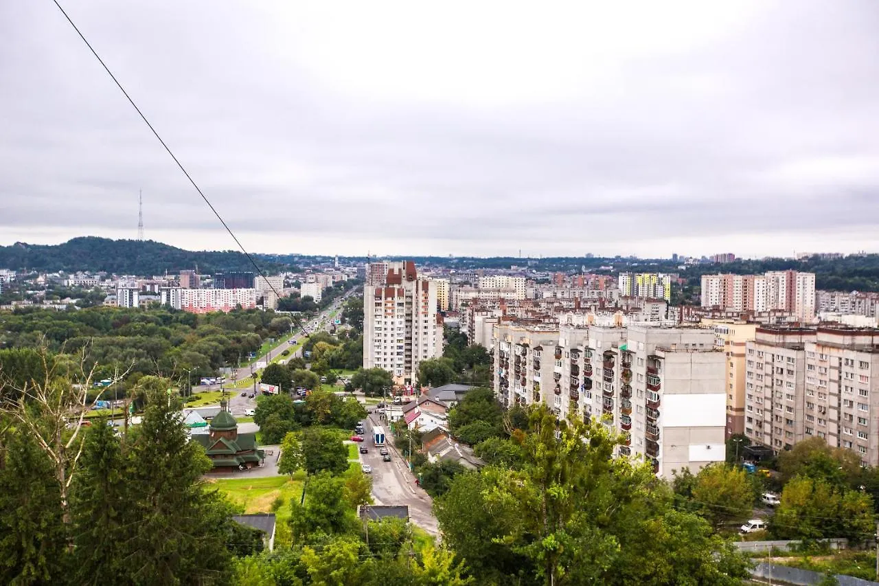 Під Голоском 8 Lviv Apartment